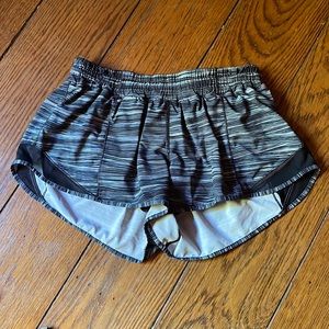 Lululemon shorts size 6